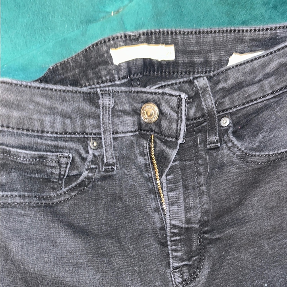 Levi's Black High Rise Jeans with Subtle Texture